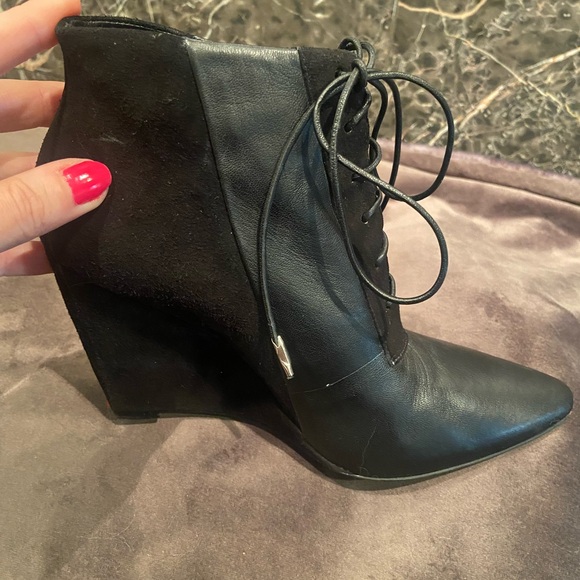 ALEPEL lace-up wedge booties - Picture 5 of 11